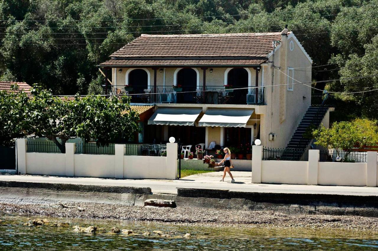 Alamanos House Meszongí Kültér fotó